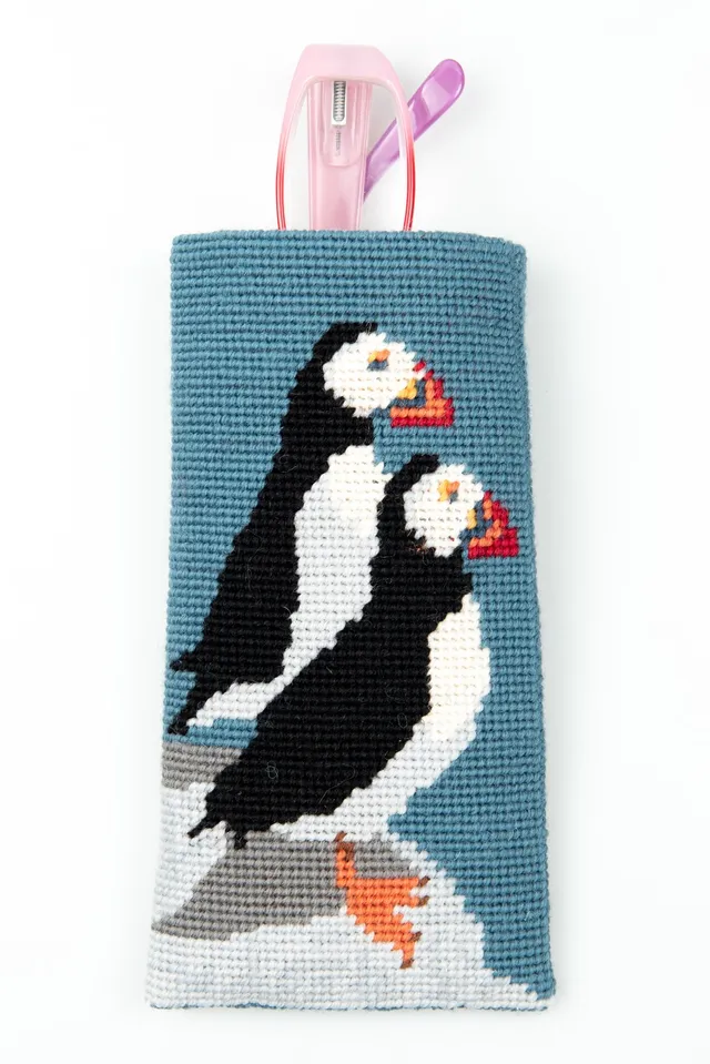 Appleton Bros. Puffins portaocchiali kit arazzo