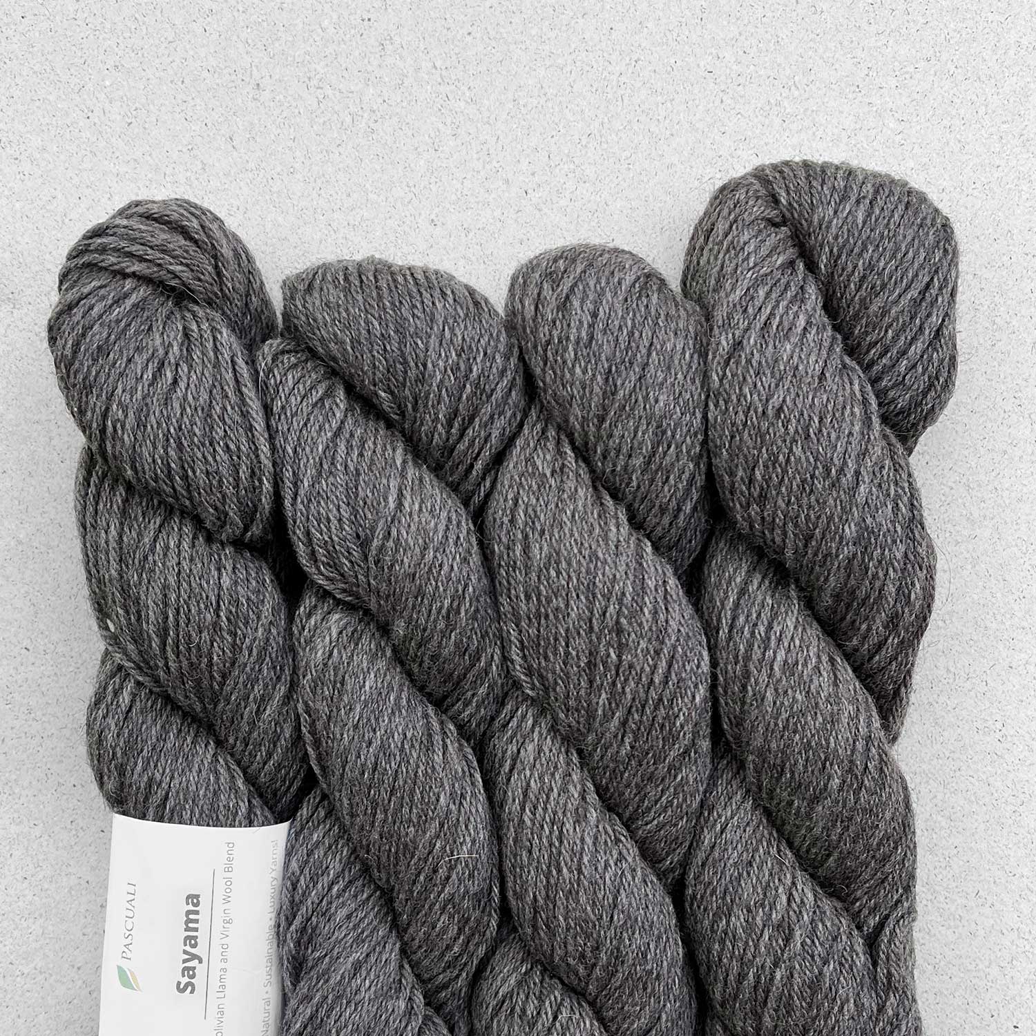 Pascuali Sayama filato lana lama e highland jacquard