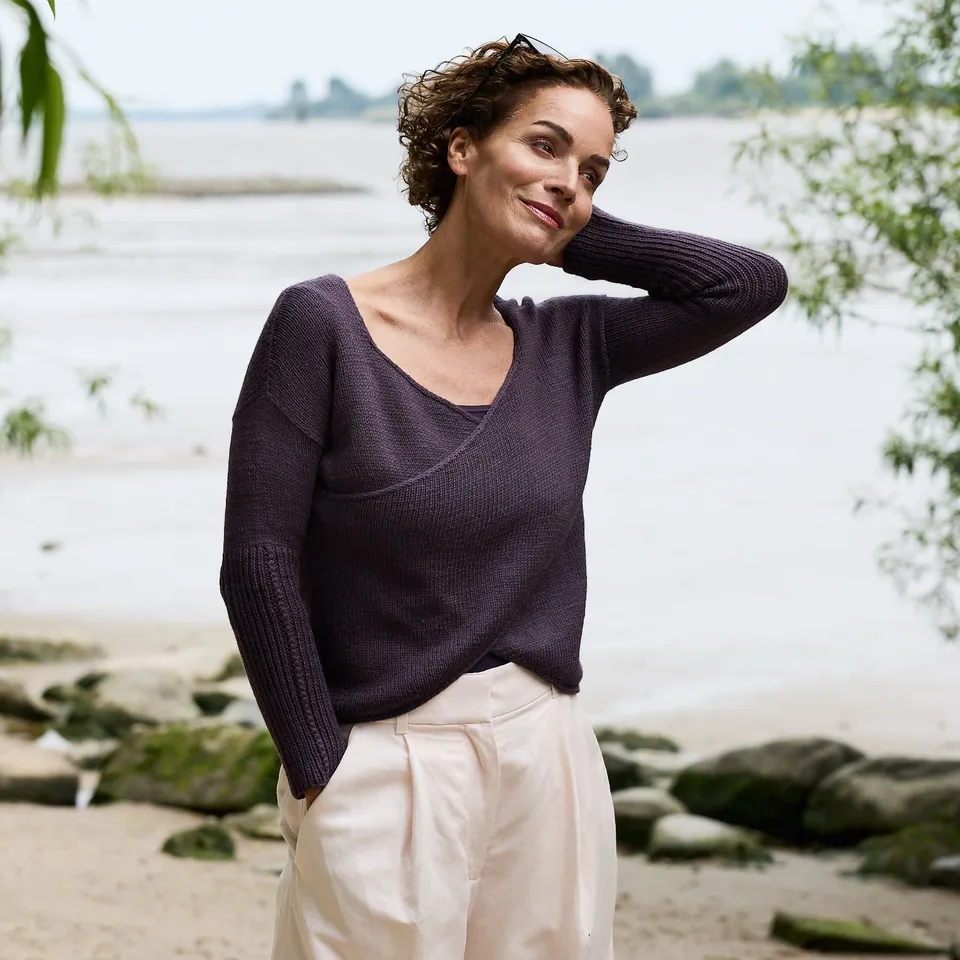 Rosy Green Wool Twilight Trail schema maglione