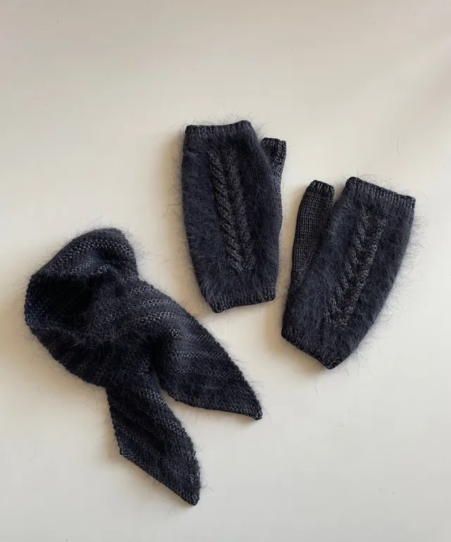 Anny Blatt Karen kit set sciarpa e muffole angora nero