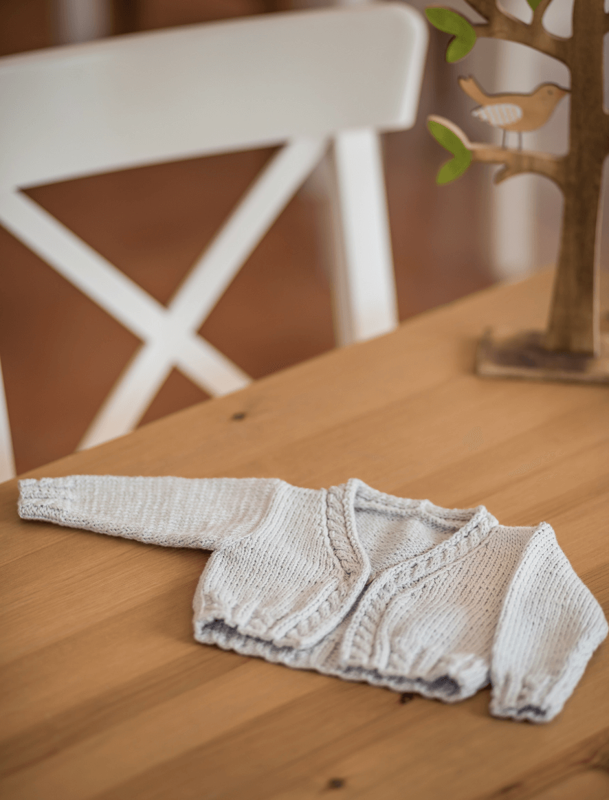 Rosarios4 230 Casaco Candy schema cardigan bambino