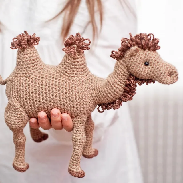 Pascuali Amigurumi Camel schema uncinetto cammello 25 cm