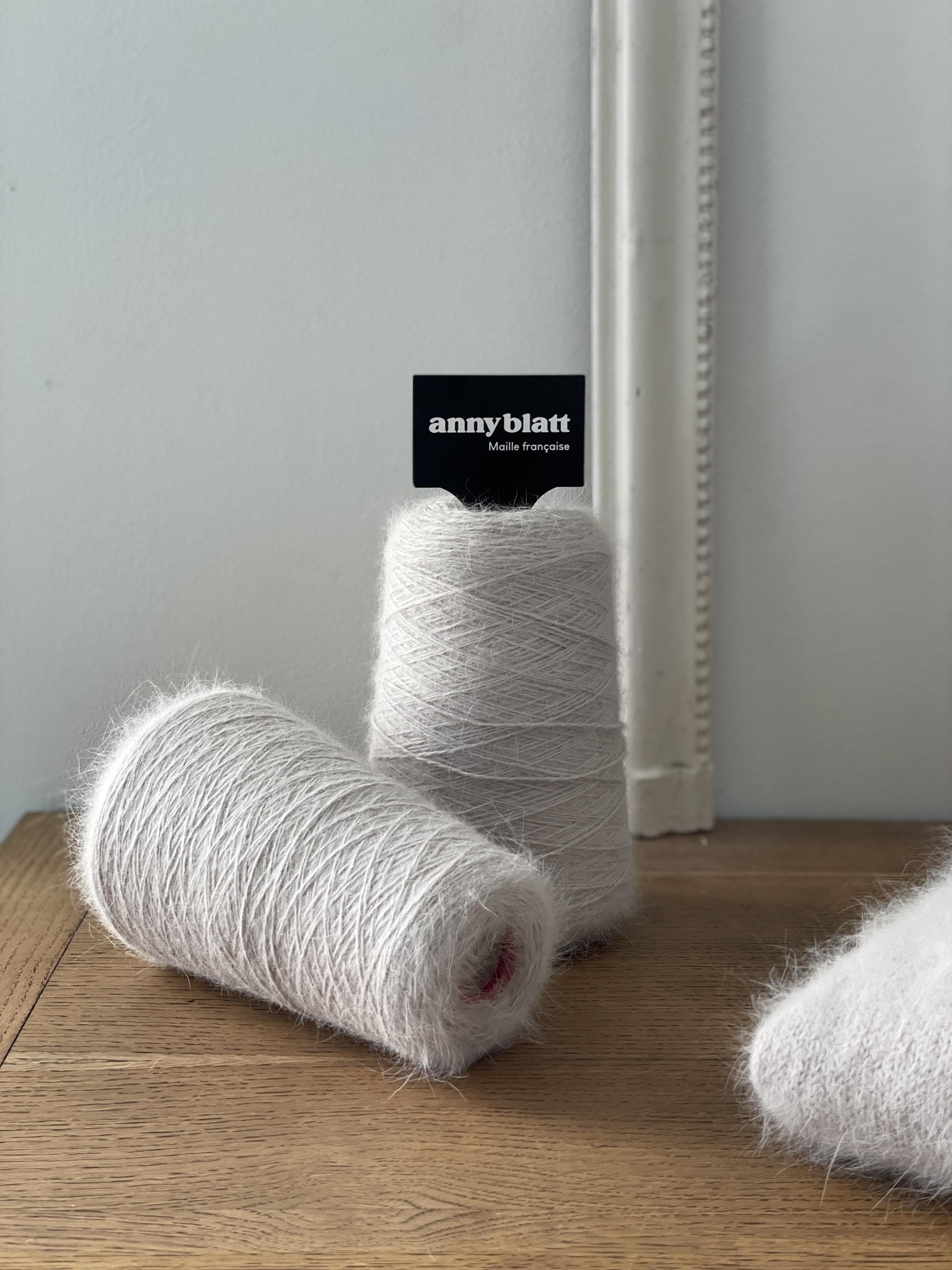 Anny Blatt Prestige cono filato angora 300g nero 100% angora