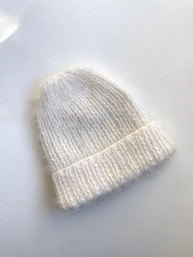Anny Blatt Courchevel kit berretto angora naturale