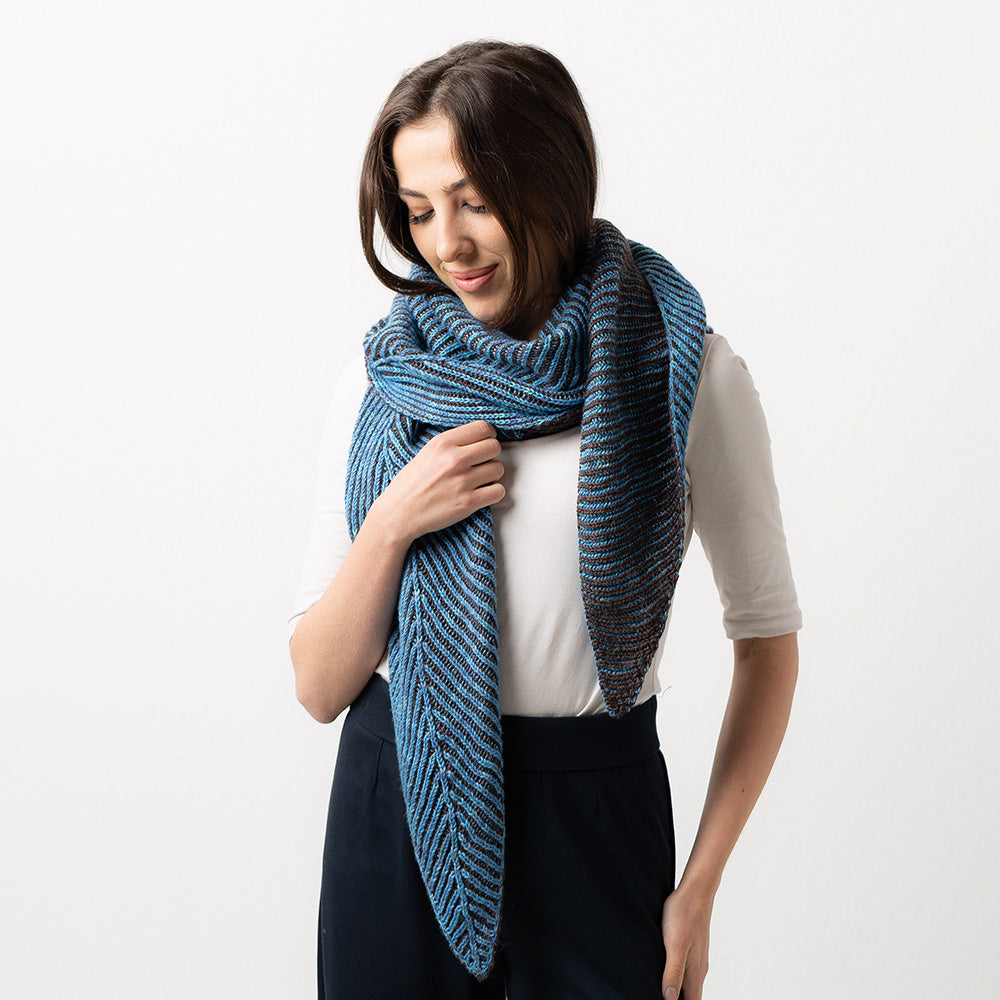 Pascuali Twisted Trapeze pattern maglia stola brioche