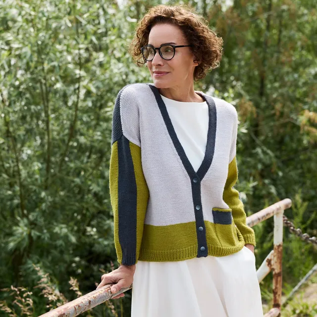 Rosy Green Wool Forest Crossing schema cardigan intarsio