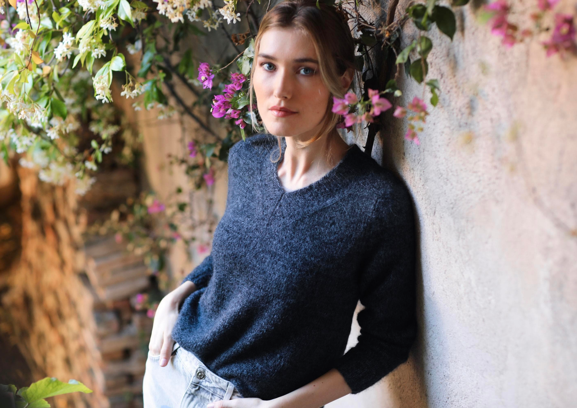 Anny Blatt Amandine kit maglia pull scollo V antracite
