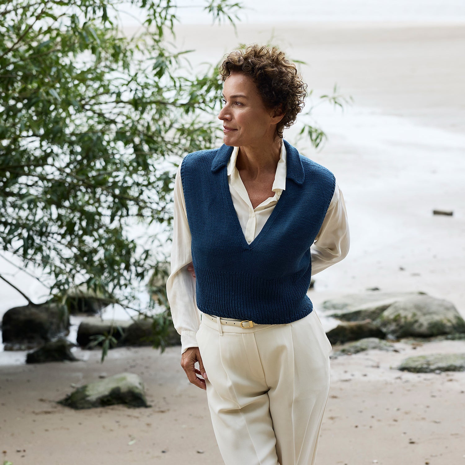 Rosy Green Wool Waymark Vest pattern gilet
