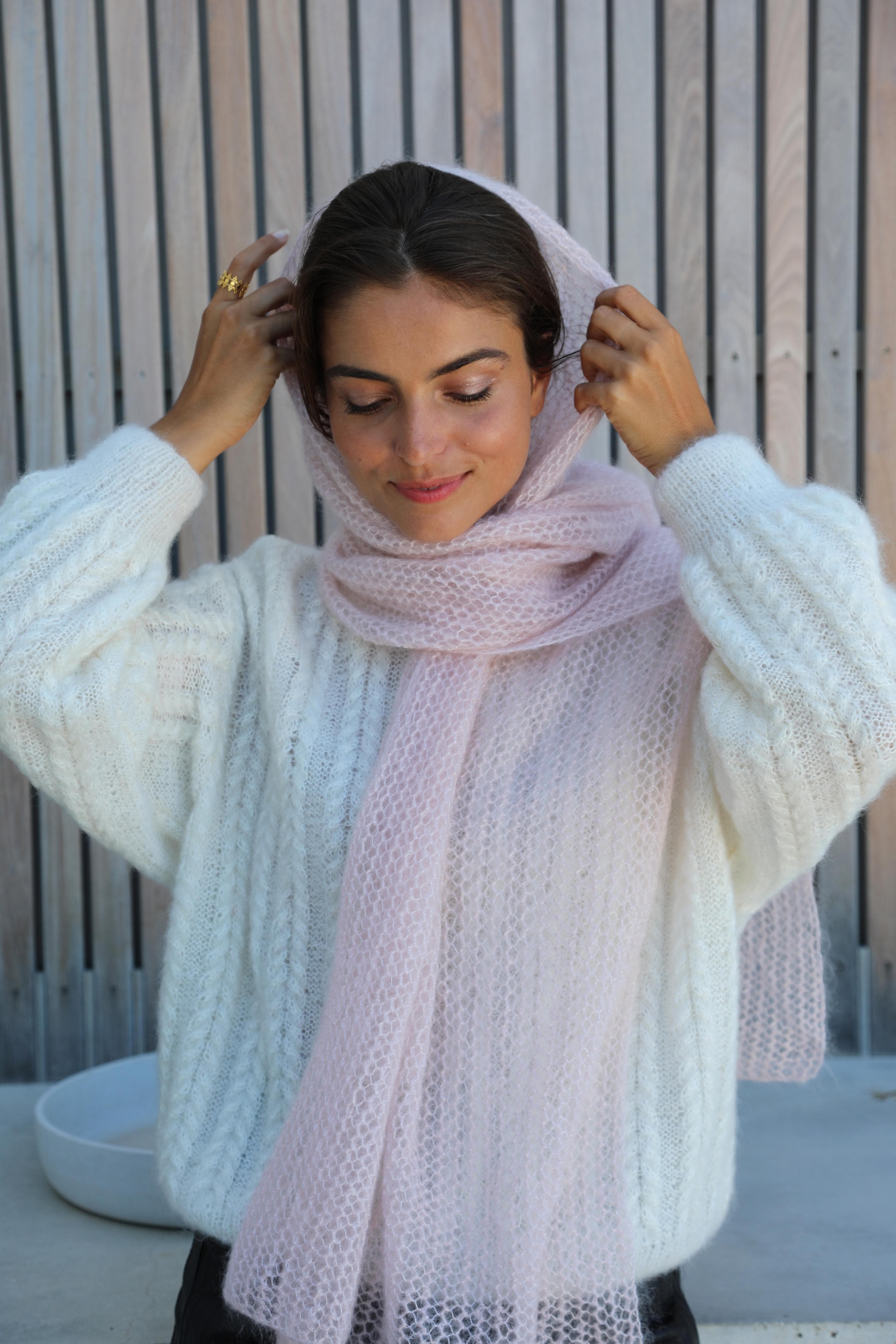 Anny Blatt Pivoine stola da lavorare mohair cipria