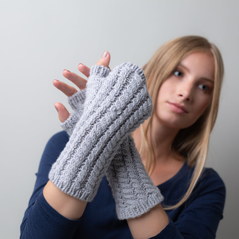 Pascuali Twined Mitts schema muffole trecce
