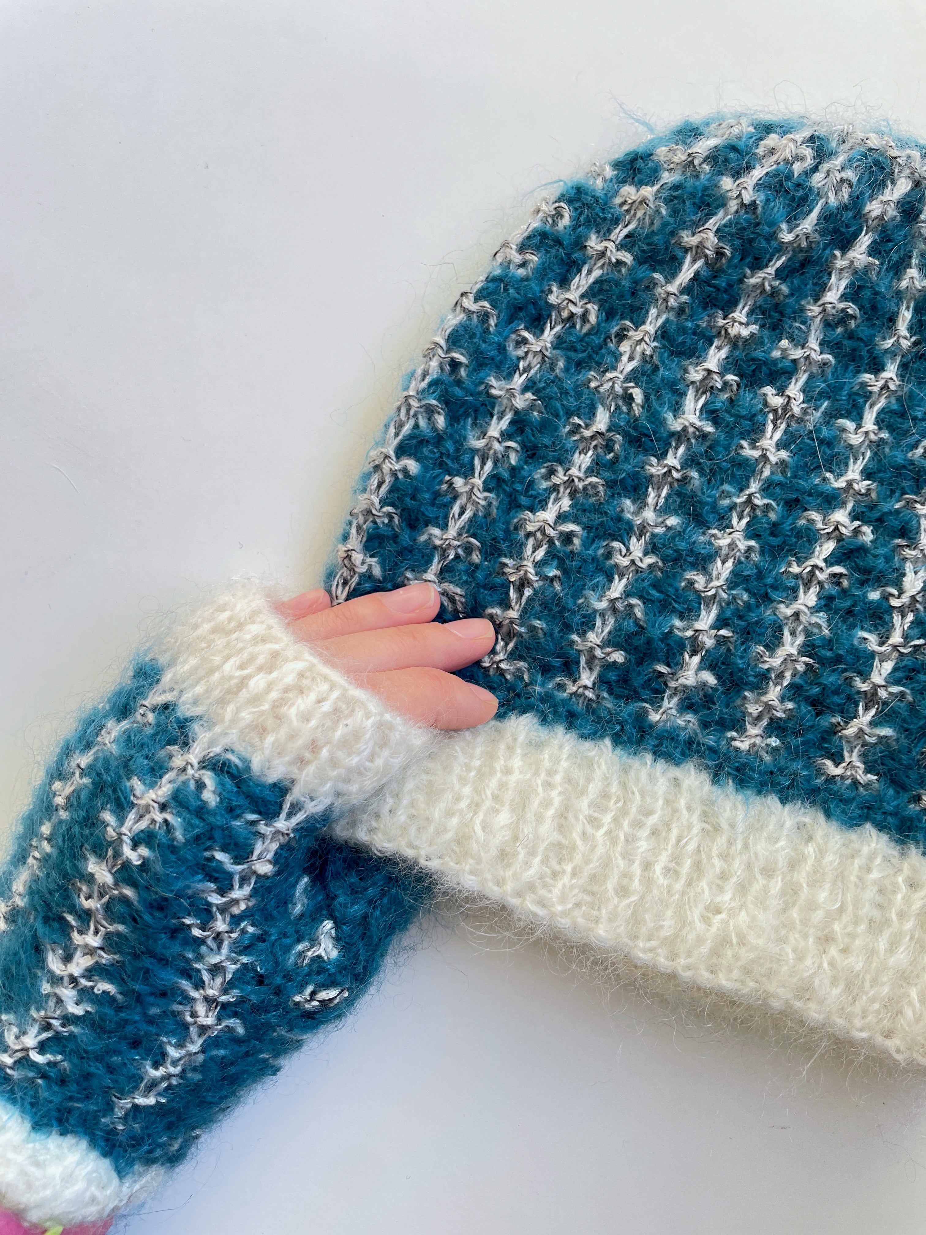 Annyblatt Chamonix cappello e muffole kit maglia mohair
