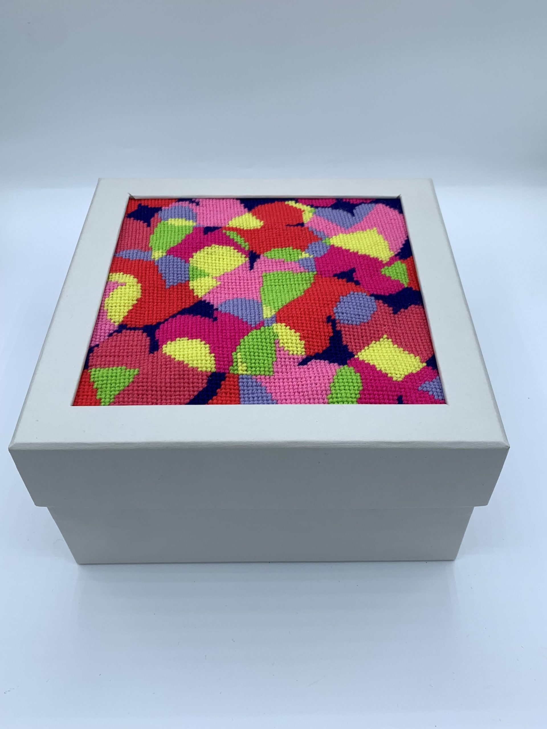 Appleton Stitch-your-own-boxes Medium kit arazzo