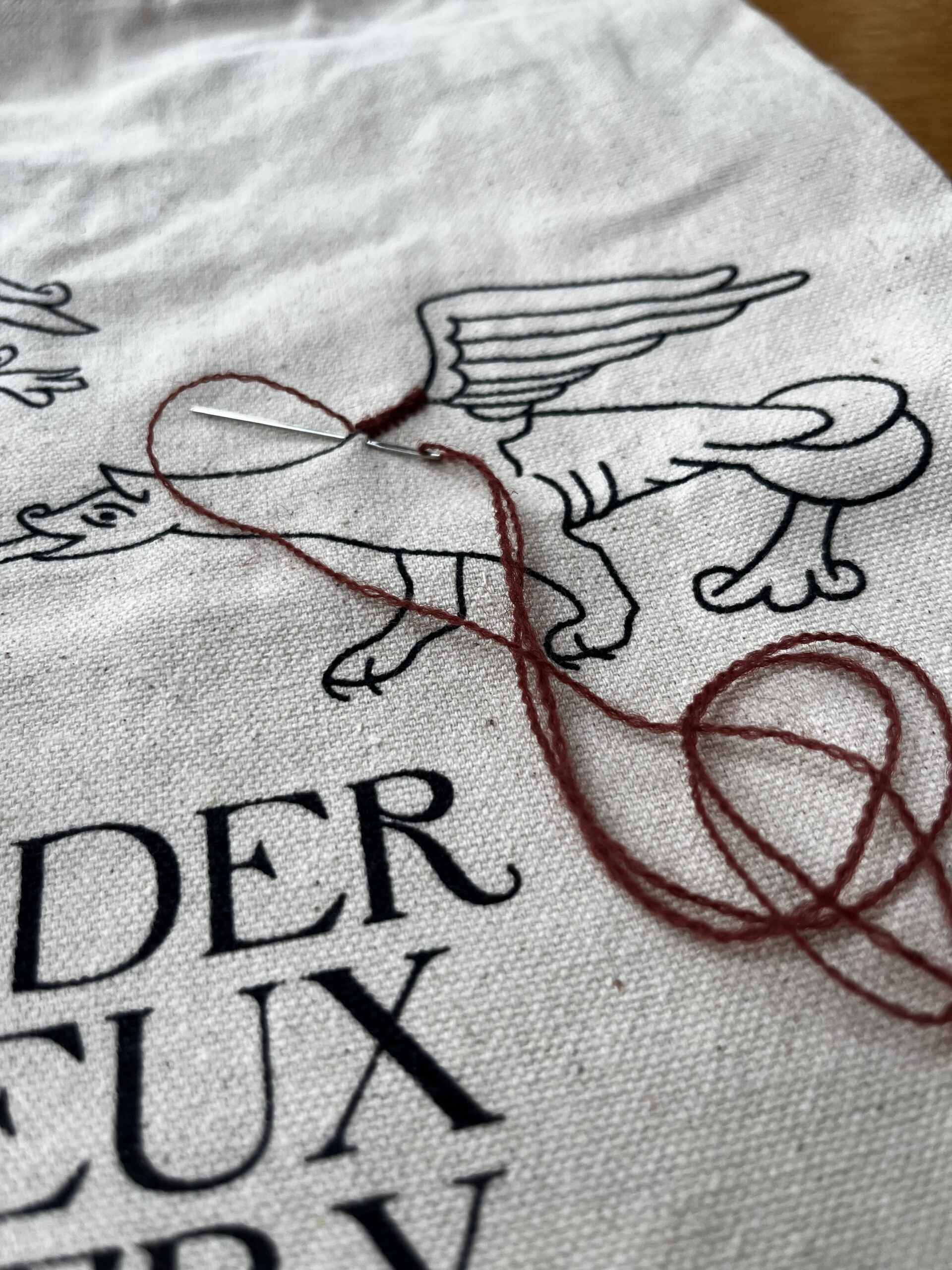Appleton Bros. Bayeux Tapestry borsa tote da ricamare draghi