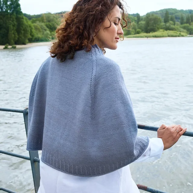 Rosy Green Wool Ingatan schema poncho top-down