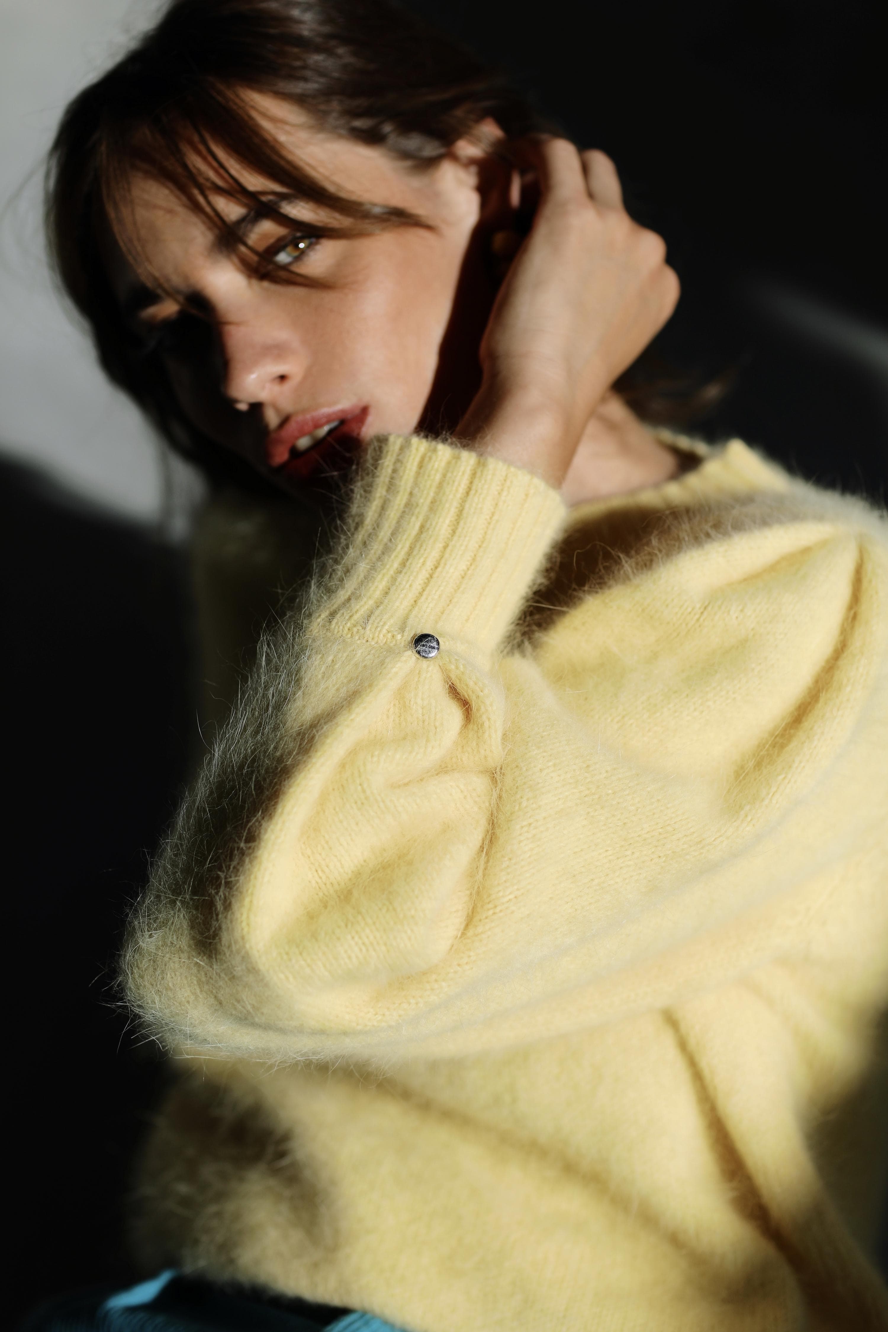 Annyblatt Alix maglione angora giallo caldo leggero
