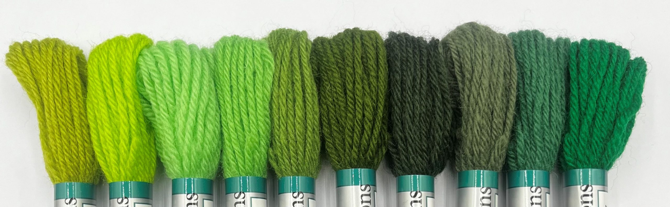 Appleton Tapestry 4 Ply Greens lana verde