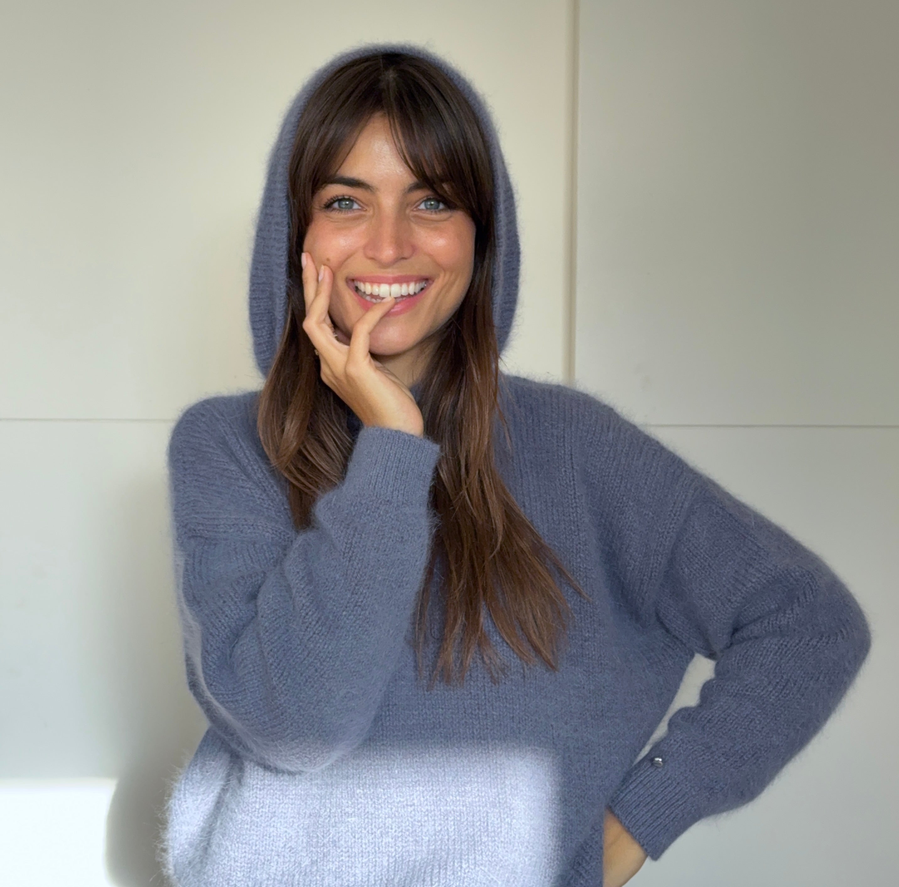 Anny Blatt Pipa felpa cappuccio angora grigio