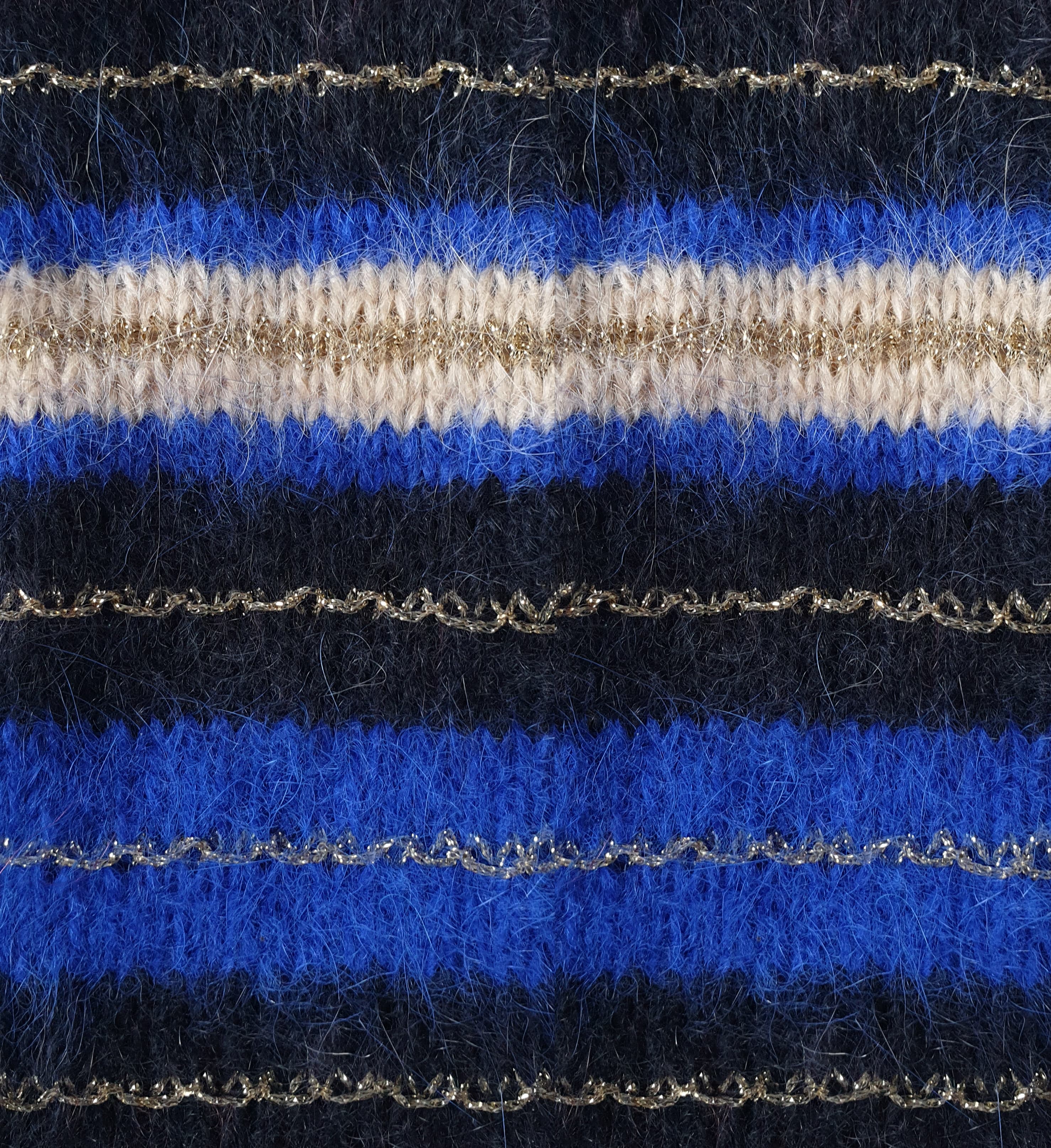 Annyblatt Les Ménuires kit cappello e scaldacollo angora