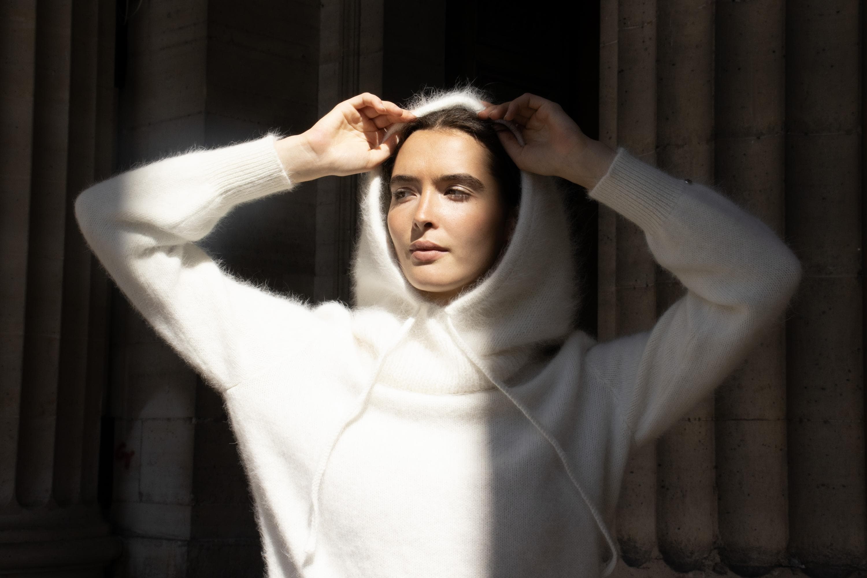 Anny Blatt Karina kit maglia passamontagna angora naturale
