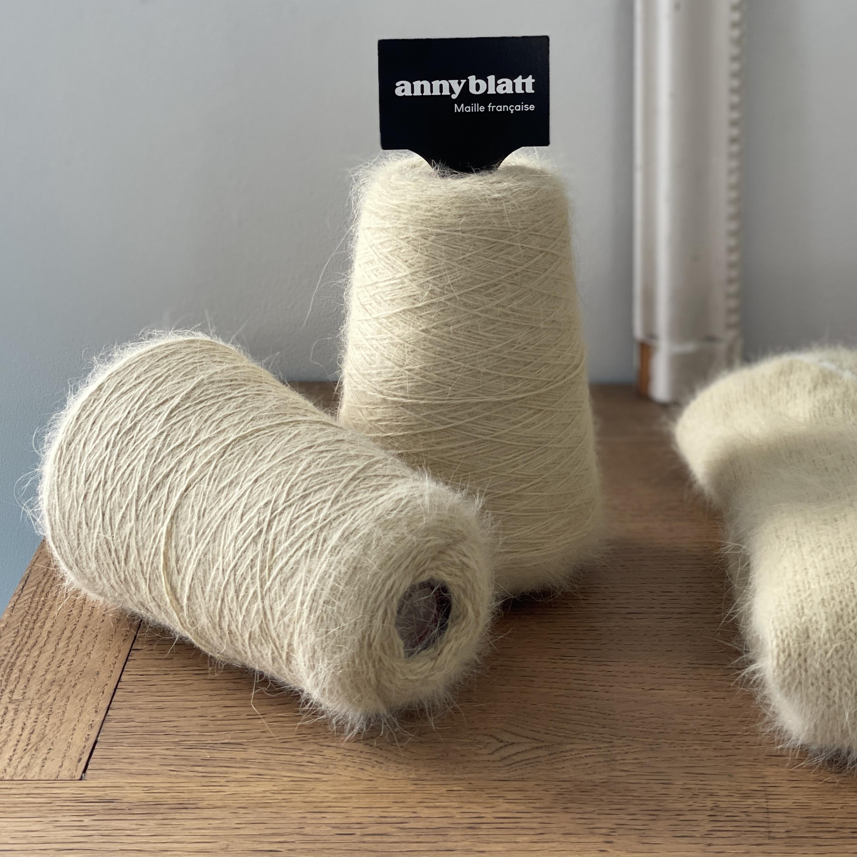 Anny Blatt Prestige cono filato angora 300g nero 100% angora