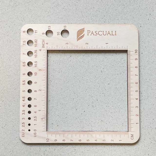 Pascuali righello legno quadrato 15x15 campione 10x10