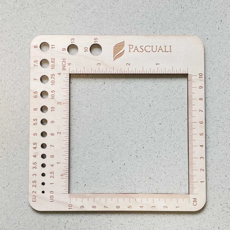 Pascuali righello legno quadrato 15x15 campione 10x10
