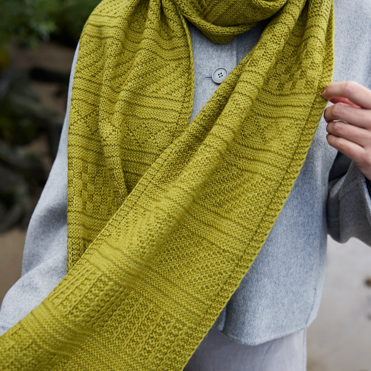 Rosy Green Wool Playful Day modello sciarpa download punto gansey