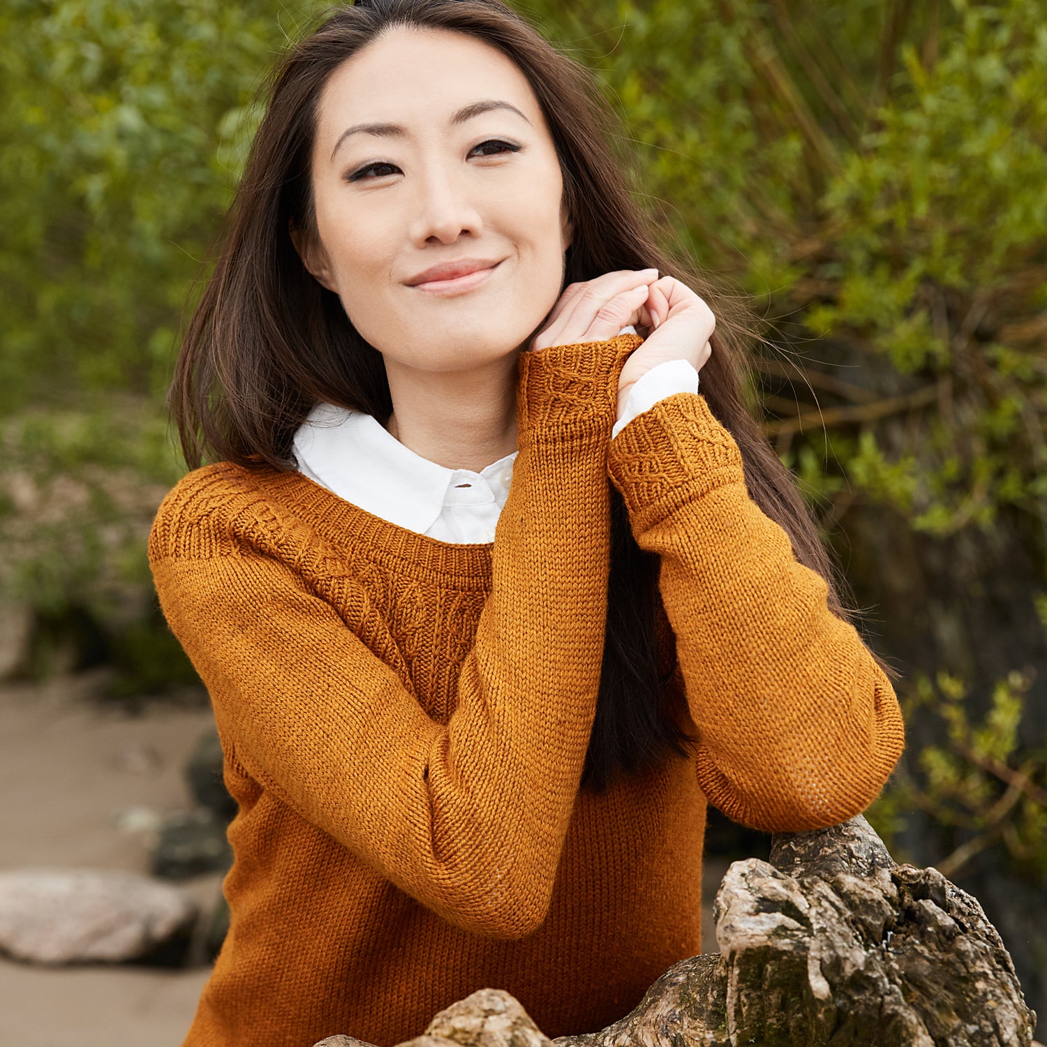 Rosy Green Wool Tuntu schema maglione download trecce