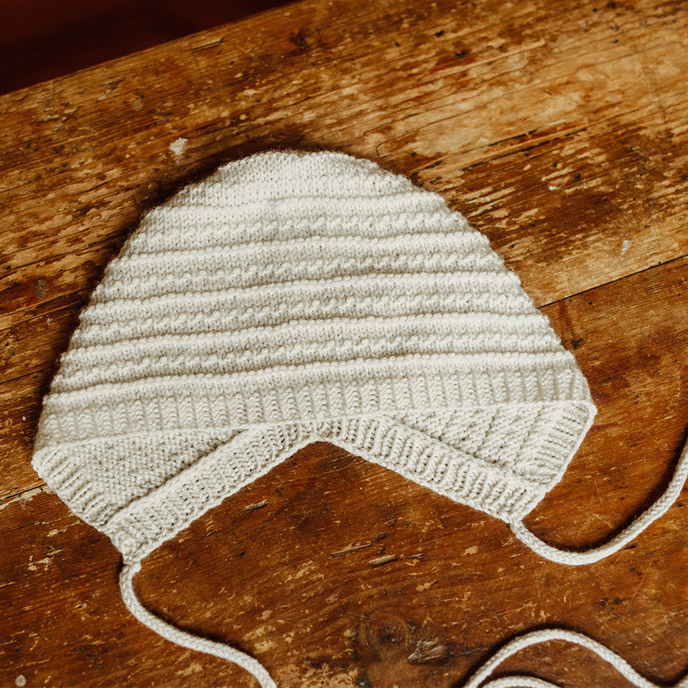 Pascuali Felipo cappello neonato schema maglia con laccetti