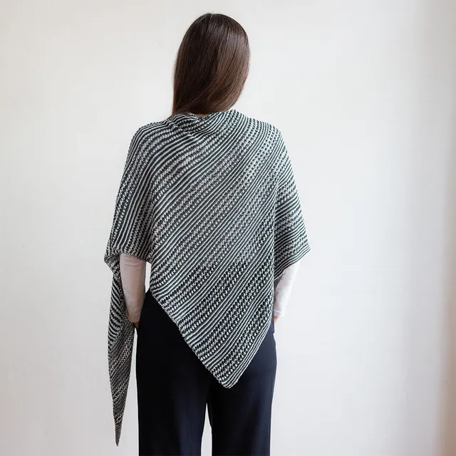 Pascuali Ocean Dive Shawl schema maglia scialle triangolo