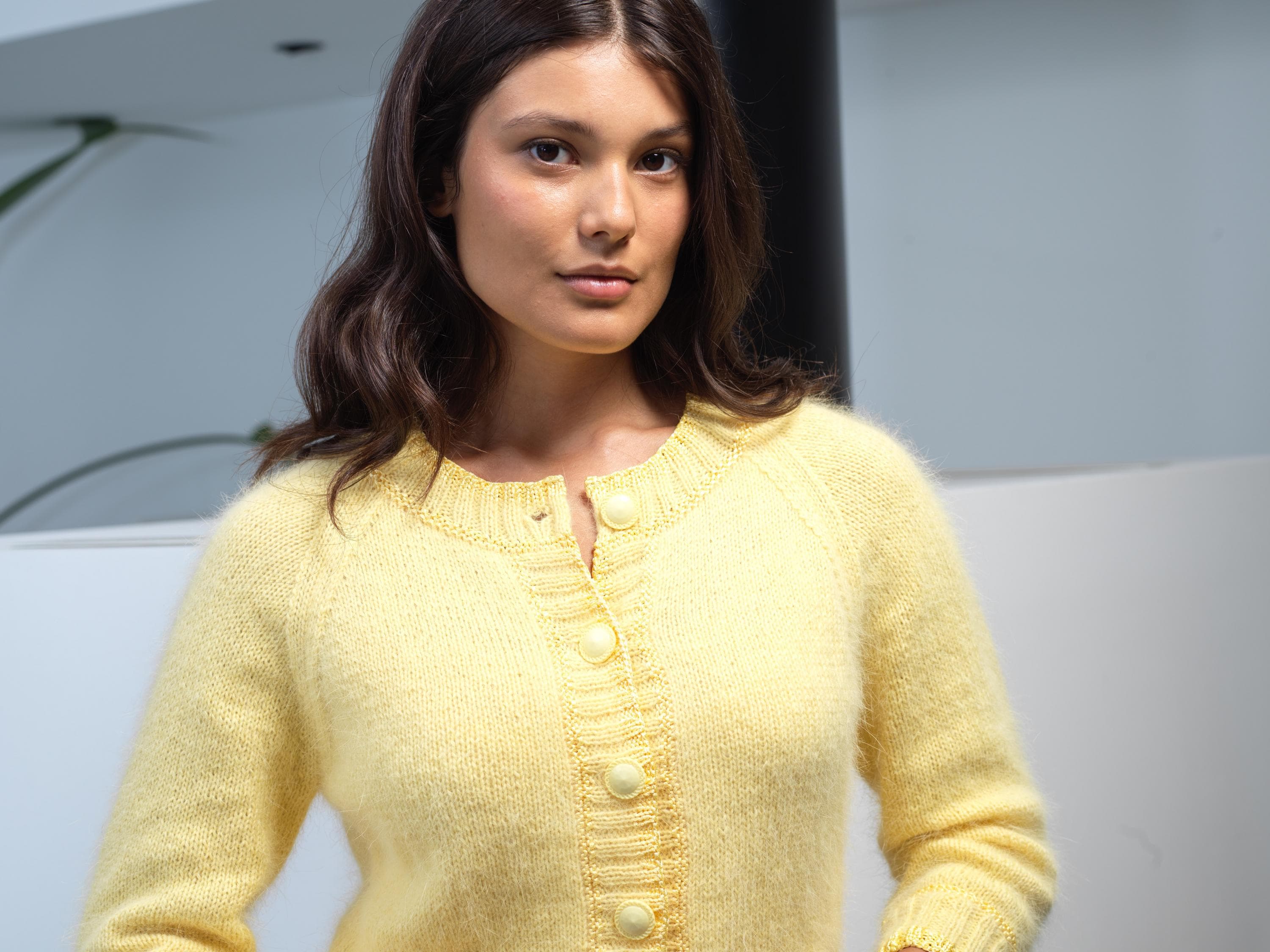 Anny Blatt Angora Douceur Clotilde kit cardigan