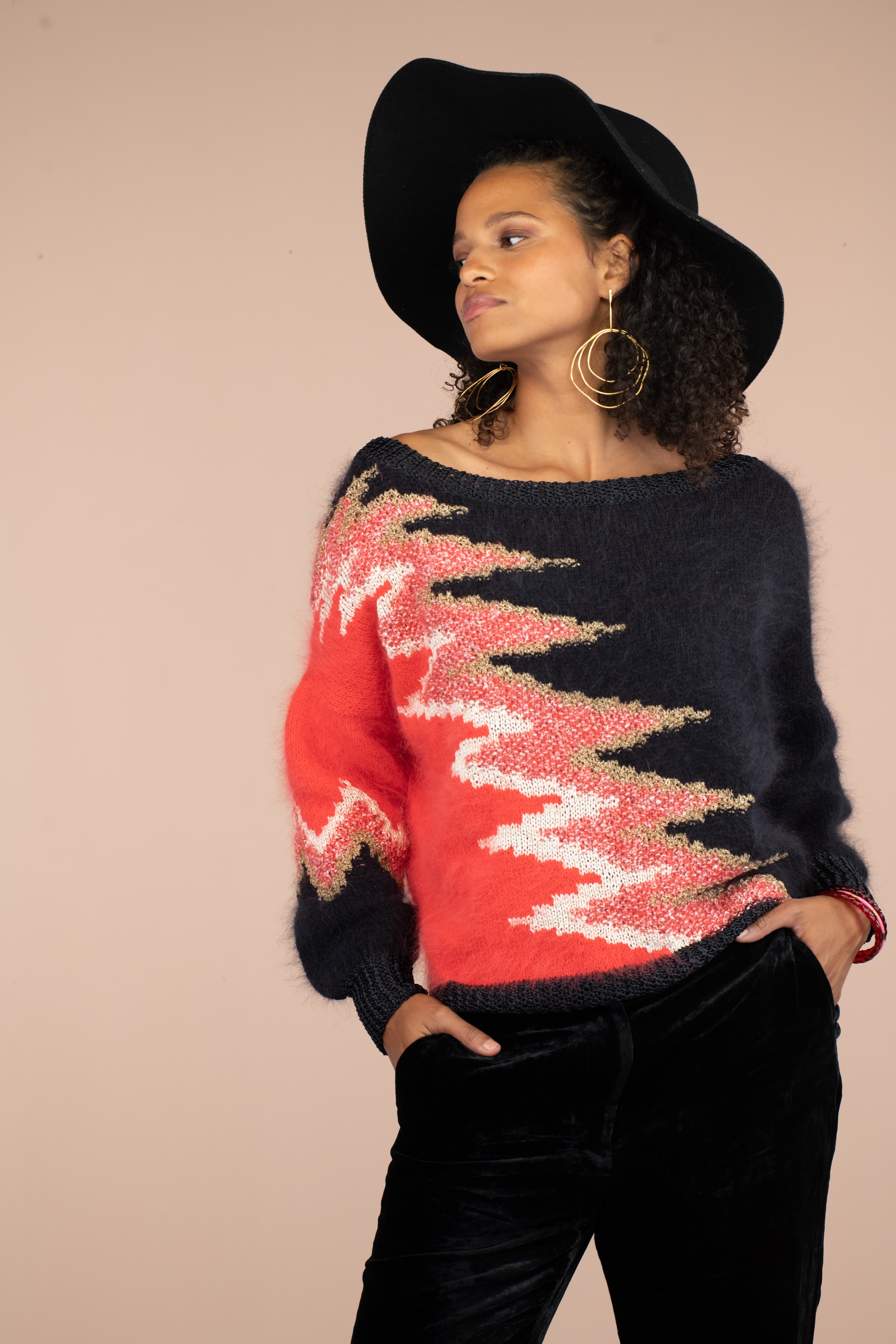 Annyblatt Frida kit maglione jacquard angora nero rosso