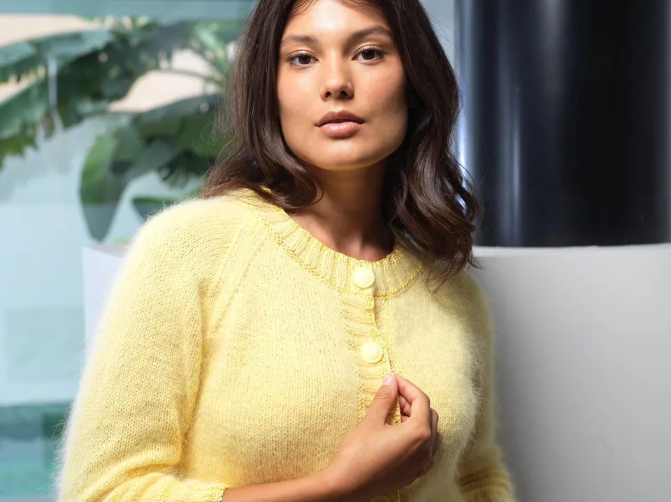 Anny Blatt Angora Douceur Clotilde kit cardigan