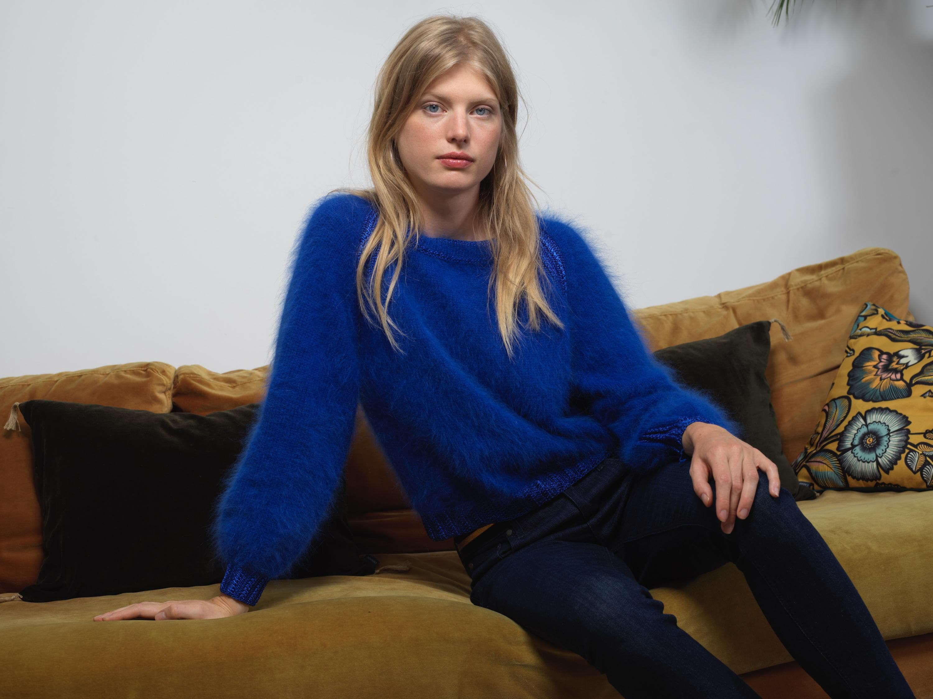 Anny Blatt Chloé kit pull raglan angora