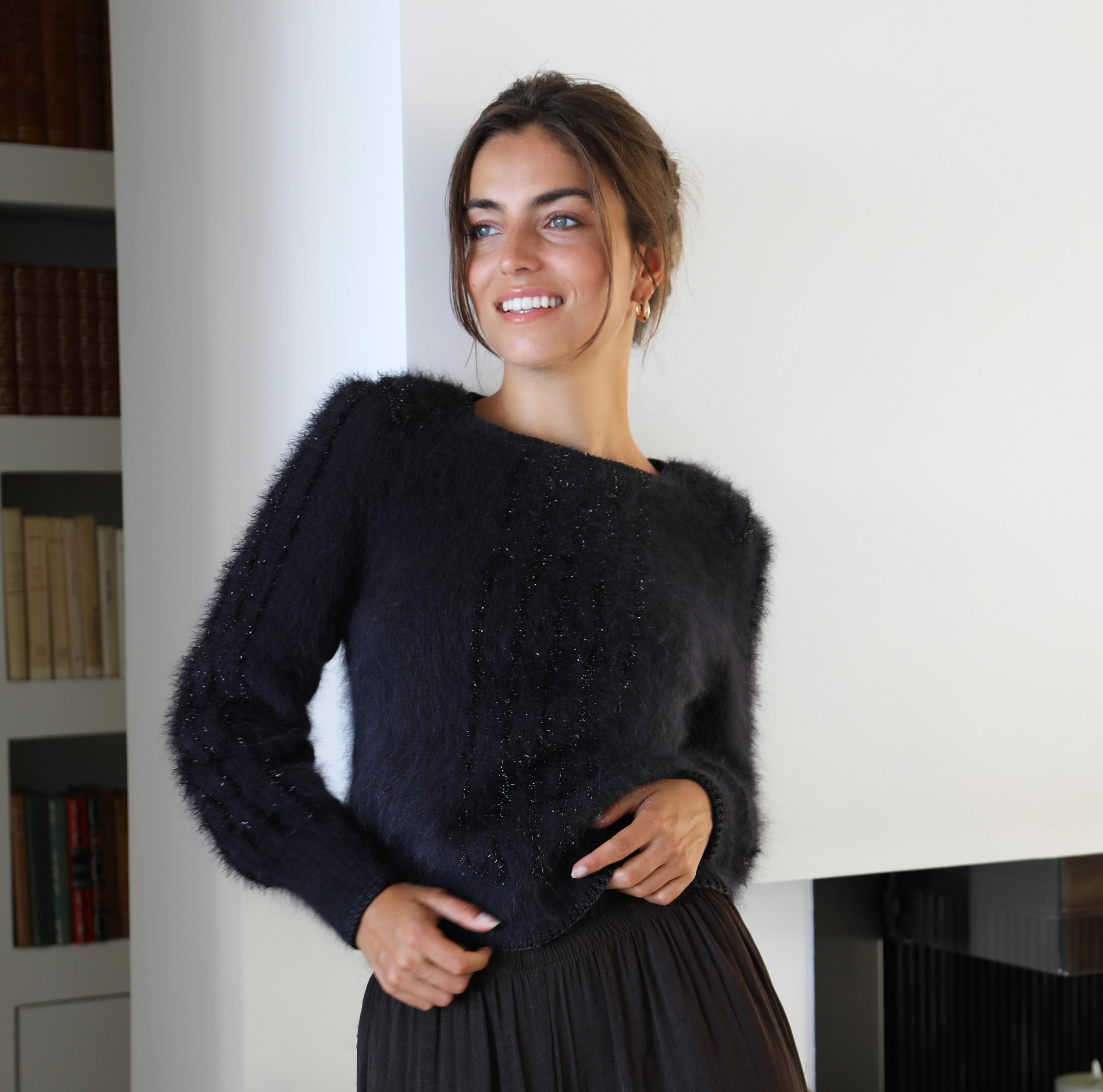 Annyblatt Britney kit maglia Nero angora e luce