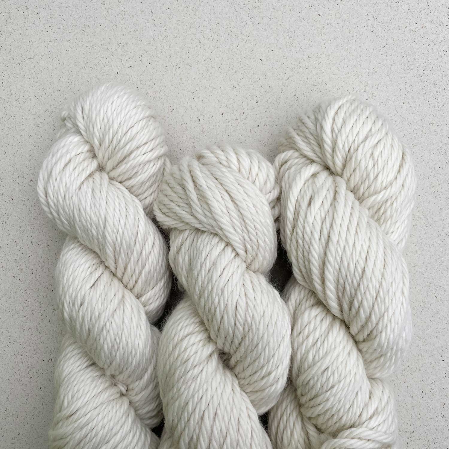 Pascuali Maximo Undyed filato lana merino grezzo chunky