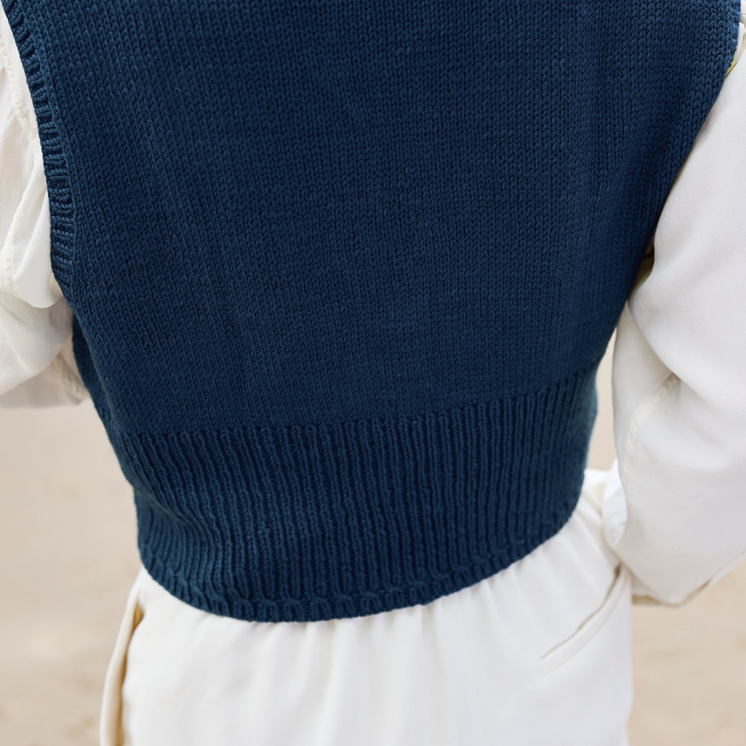 Rosy Green Wool Waymark Vest pattern gilet