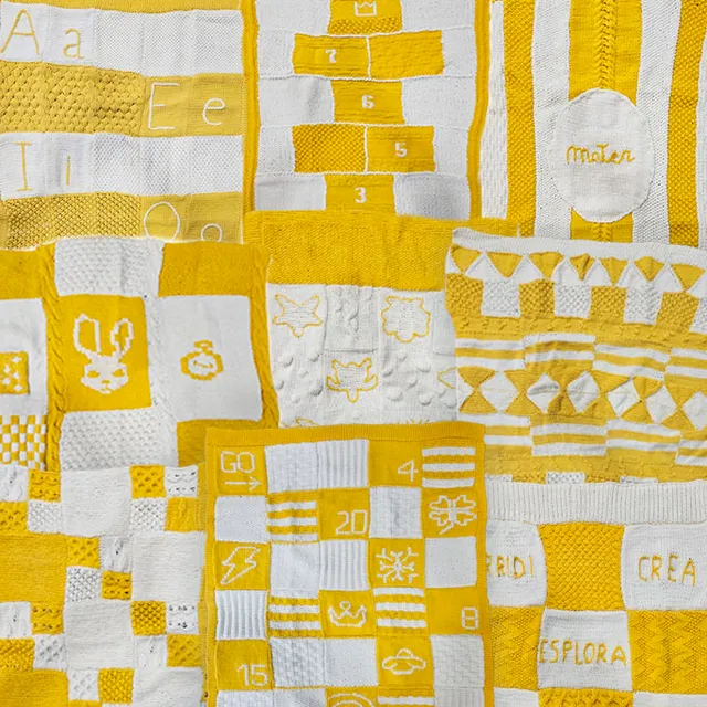 Gomitolorosa Copertine Design coperta bimbo maglia gialla