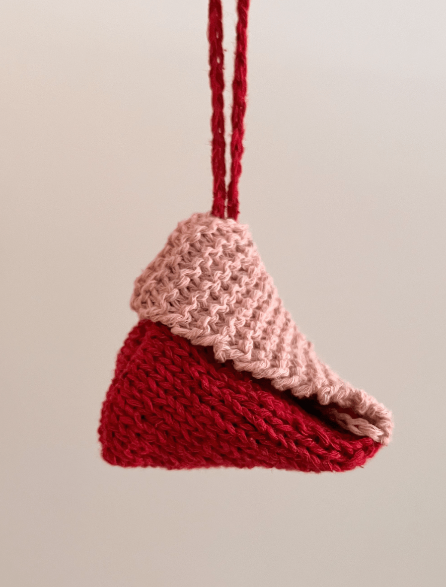Rosarios4 Piramide modello borsa decorazione