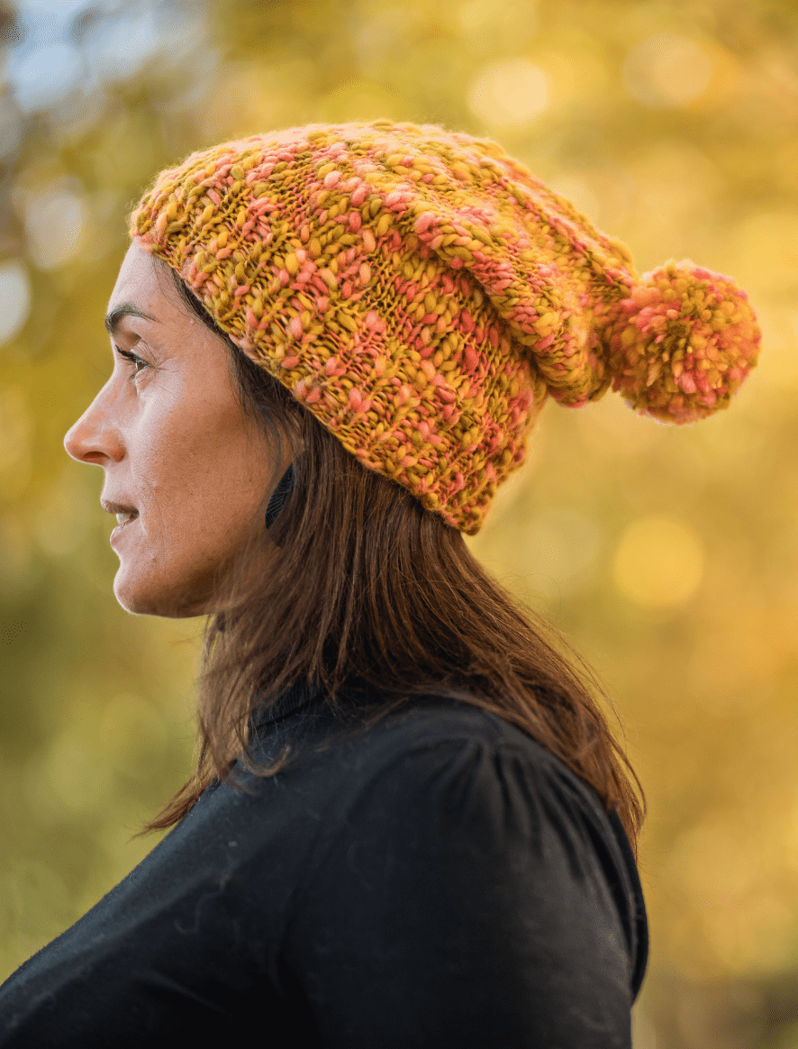 Rosarios4 416 Gorro Maron schema cappello donna