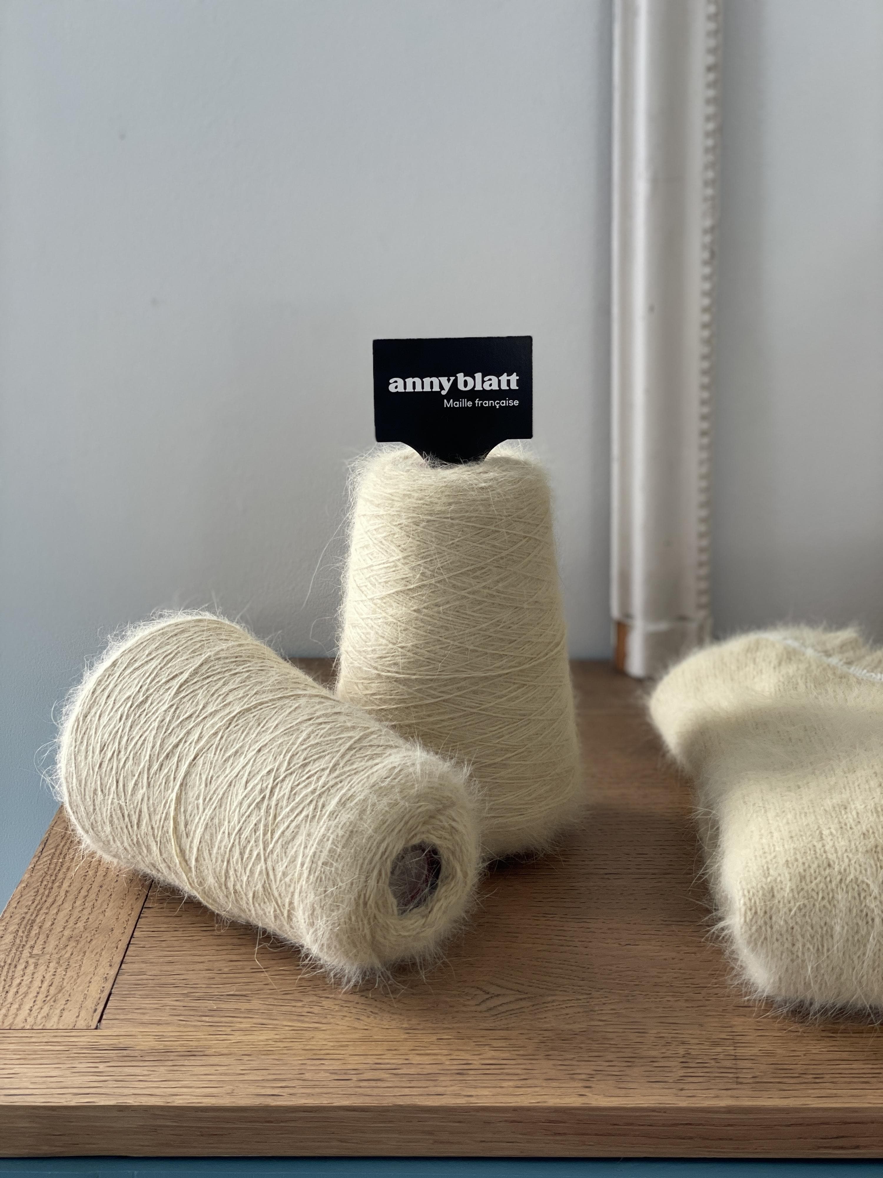 Anny Blatt Prestige cono filato angora 300g nero 100% angora