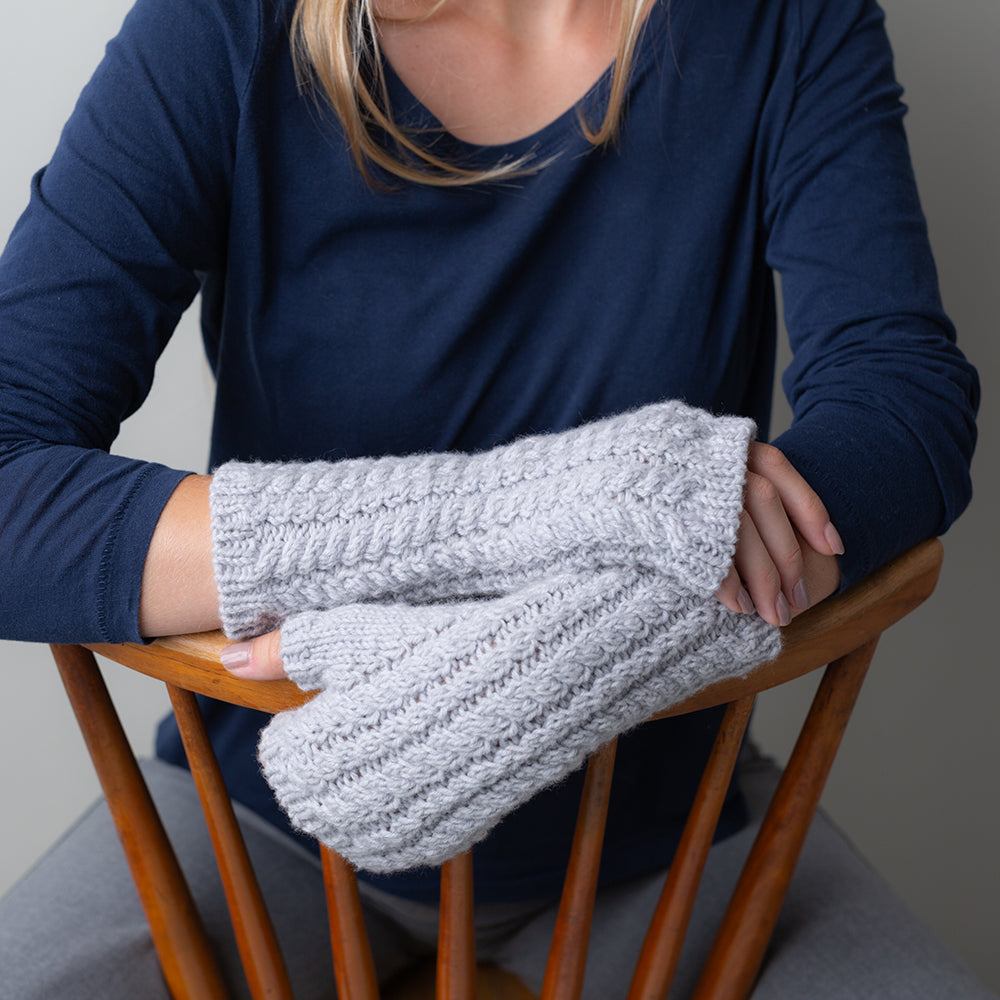 Pascuali Twined Mitts schema muffole trecce