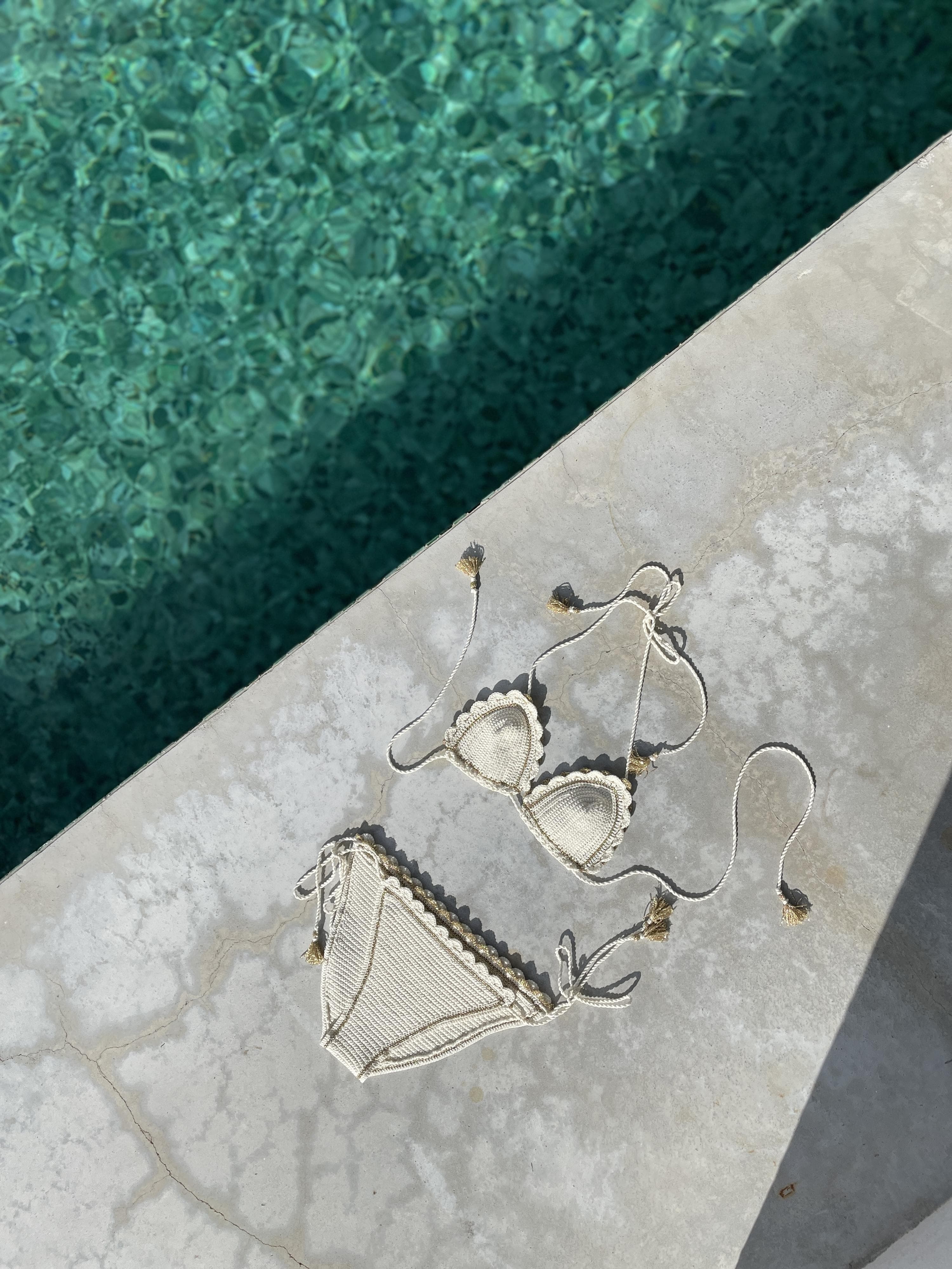Anny Blatt Tahiti Kit Bikini Uncinetto Naturale Oro
