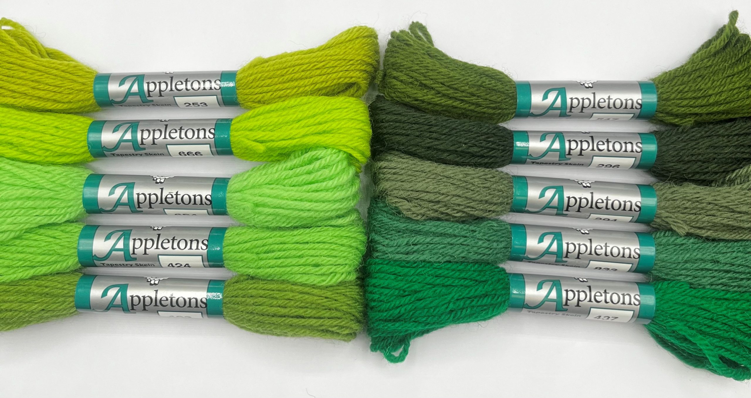 Appleton Tapestry 4 Ply Greens lana verde