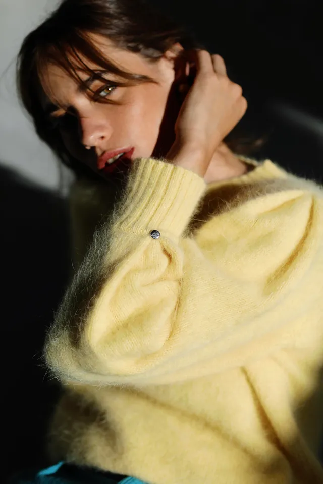 Annyblatt Alix maglione angora giallo caldo leggero