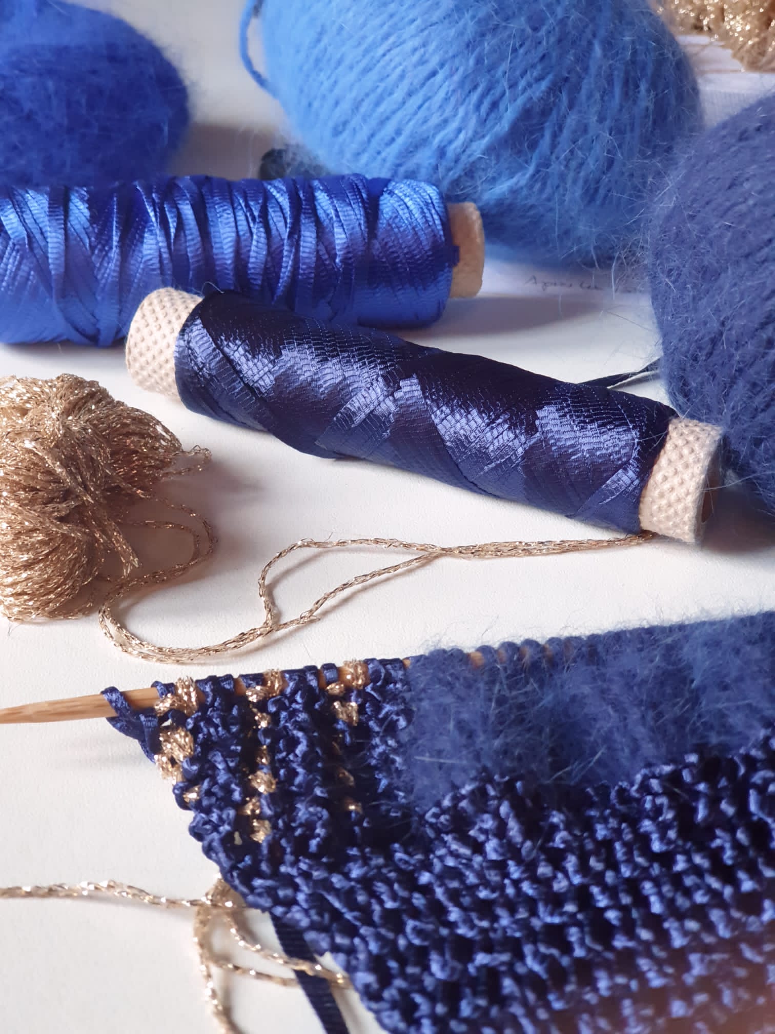 Anny Blatt Cybelle maglione ai ferri kit maglia angora