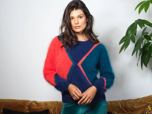 Anny Blatt Jasmine kit maglia jacquard angora