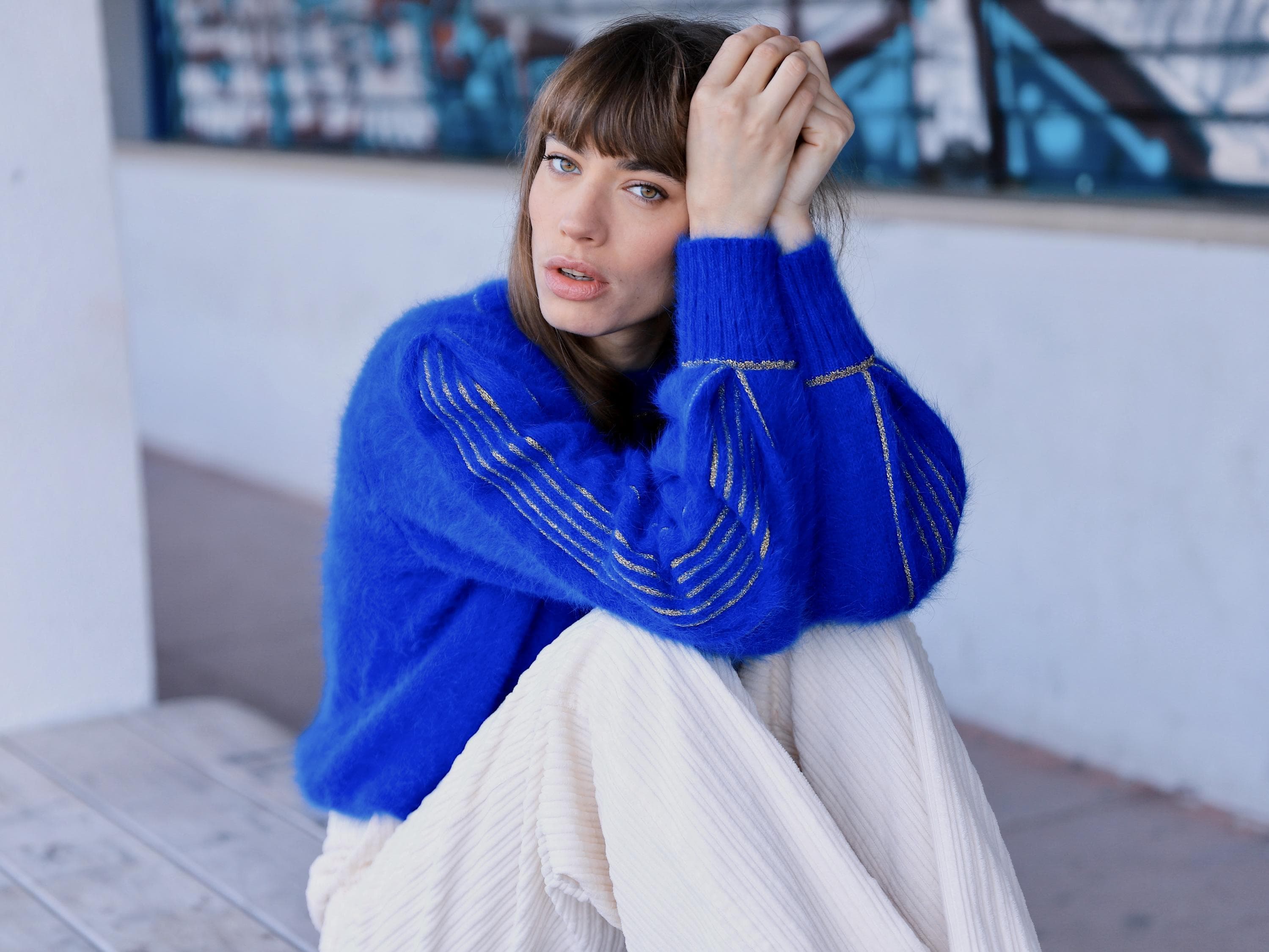 Annyblatt Alix maglione angora blu Olimpiade e oro