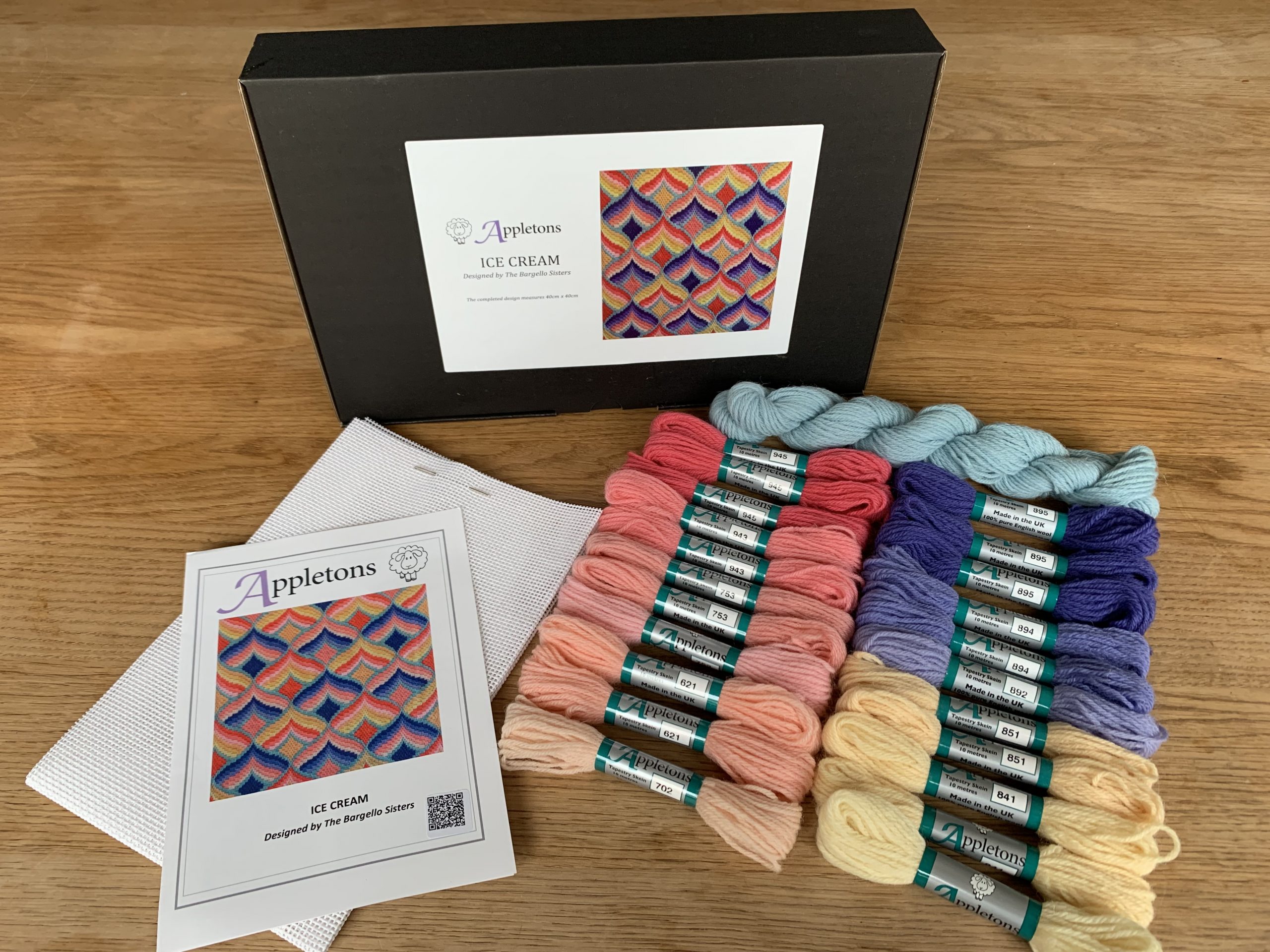 Appleton Bargello Sisters Ice Cream kit arazzo