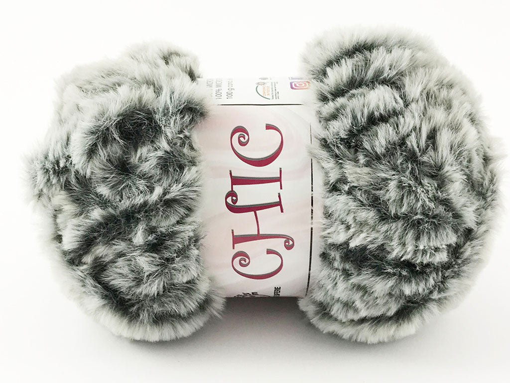 Il Filo di Arianna Chic filato pelliccia bianco 01 100 g pelo lungo